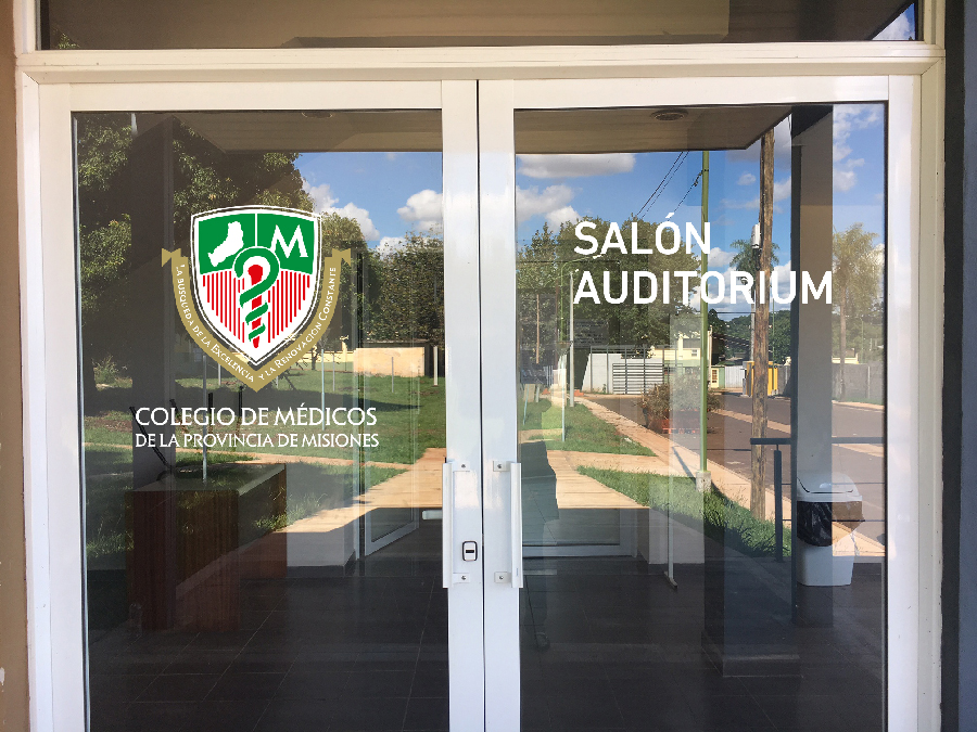Colegio de médicos señaletica