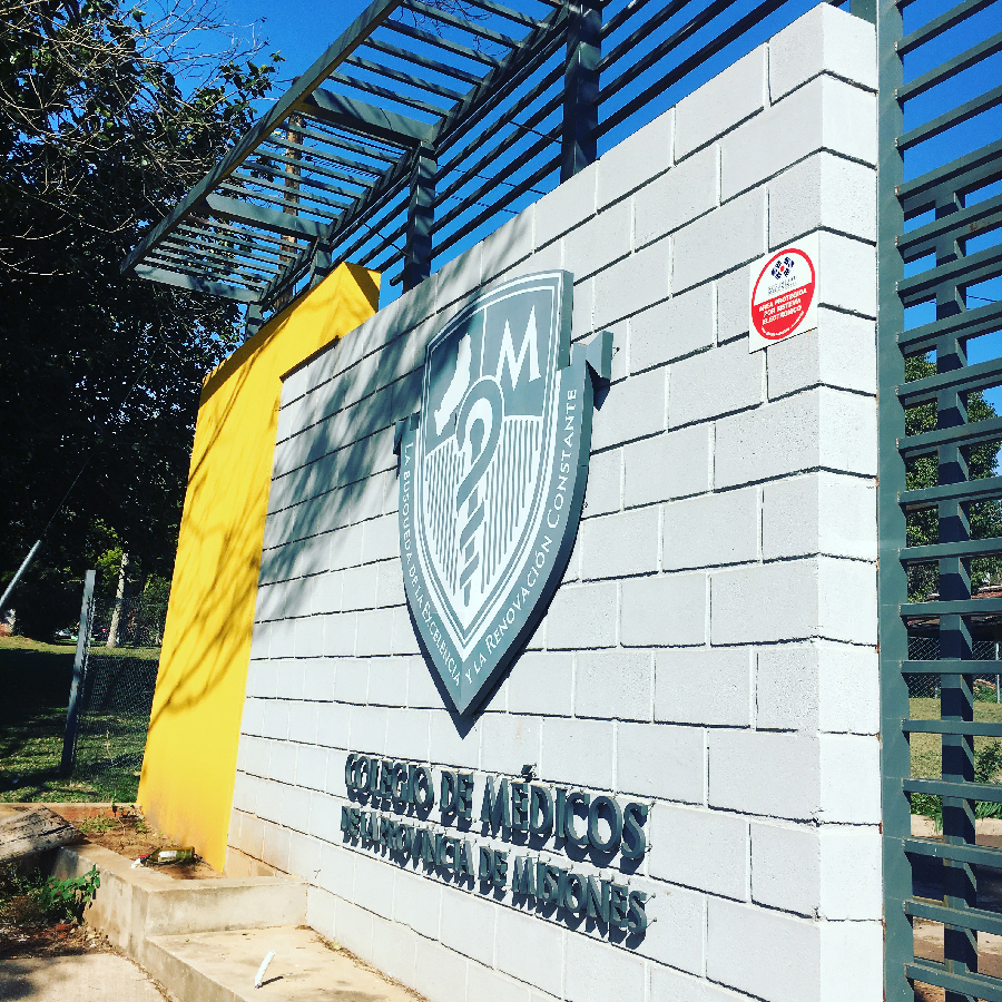 Colegio de médicos señaletica